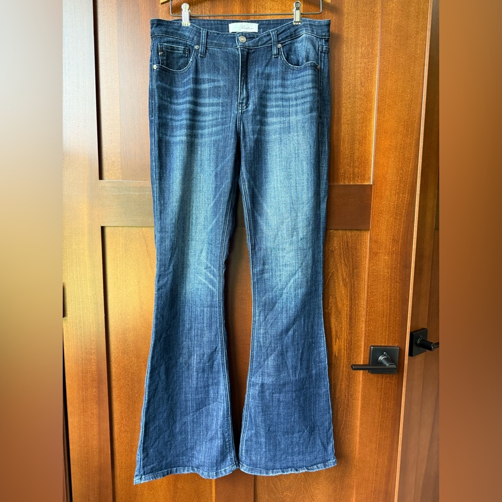 Women’s Kancan Sidney Flare Jeans Size 13/30